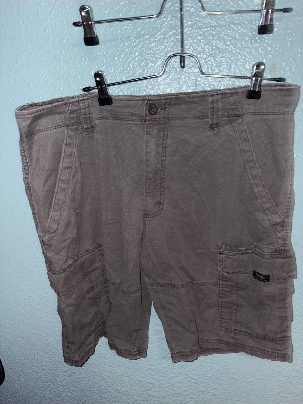 Wrangler size 33